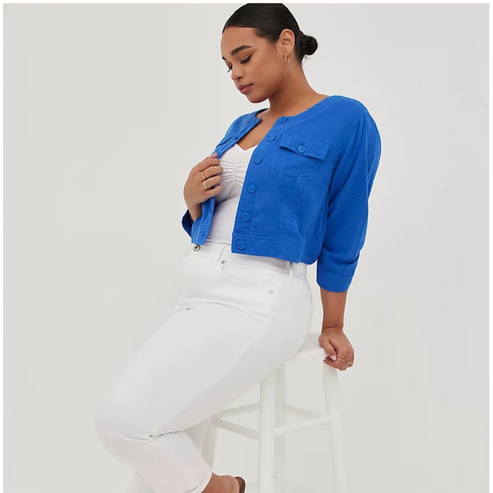 CROPPED JACKET - COTTON BLUE